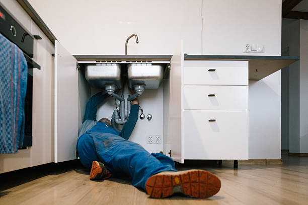 Professional Leak Detection technician working in Abbeville, AL